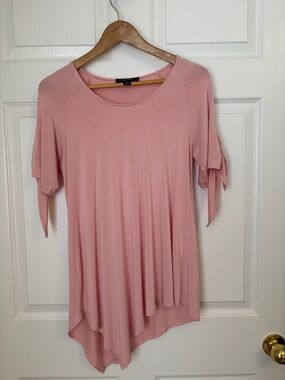 Karen Kane Pink Tie-Sleeve Scoop Neck Tunic